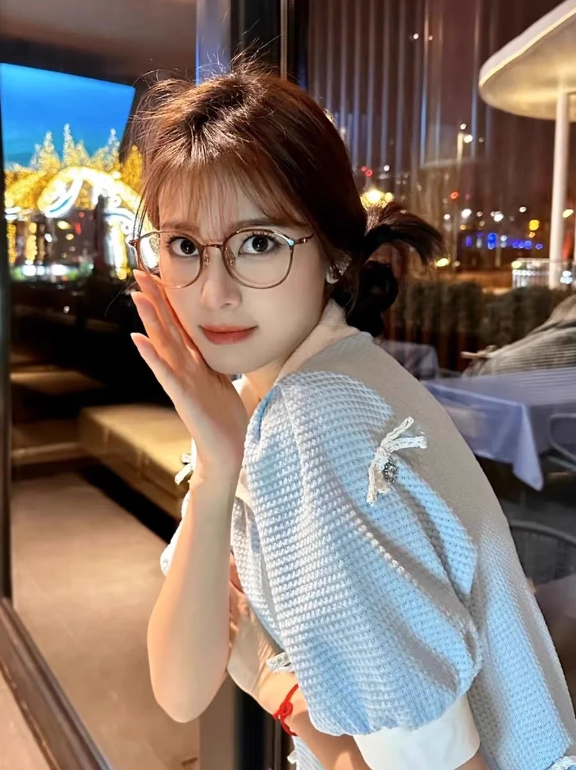 IS简约百搭潮流超轻复古网红系韩版时尚平光镜可配镜1001-1100