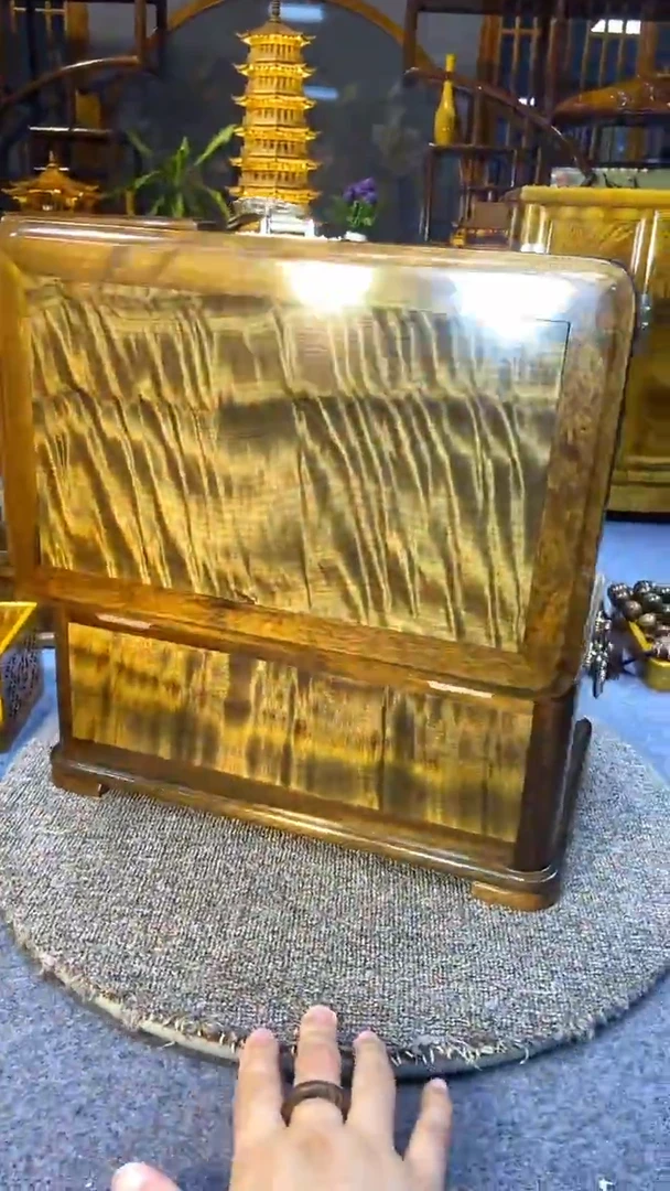 【闪购商品】乌木类成套家具乌木彩礼箱