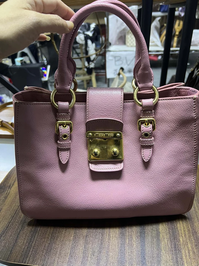 95新 MIU MIU/缪缪 缪缪斜挎包/14784