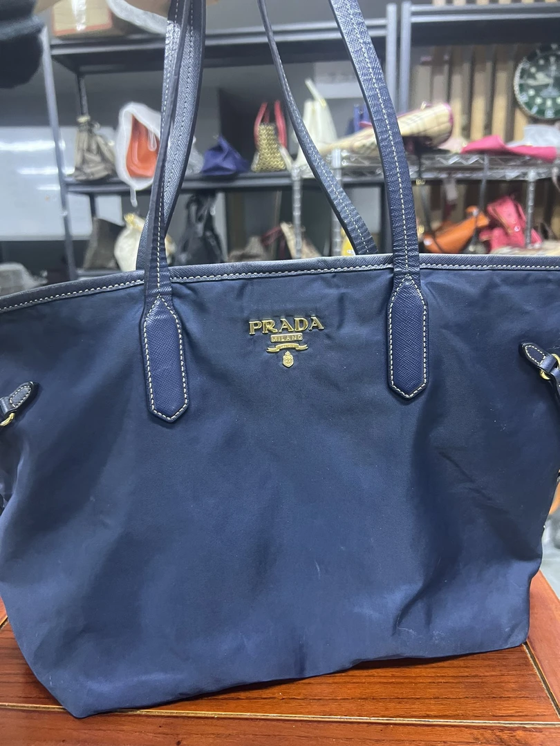 95新 Prada/普拉达 普拉达手提包/13136
