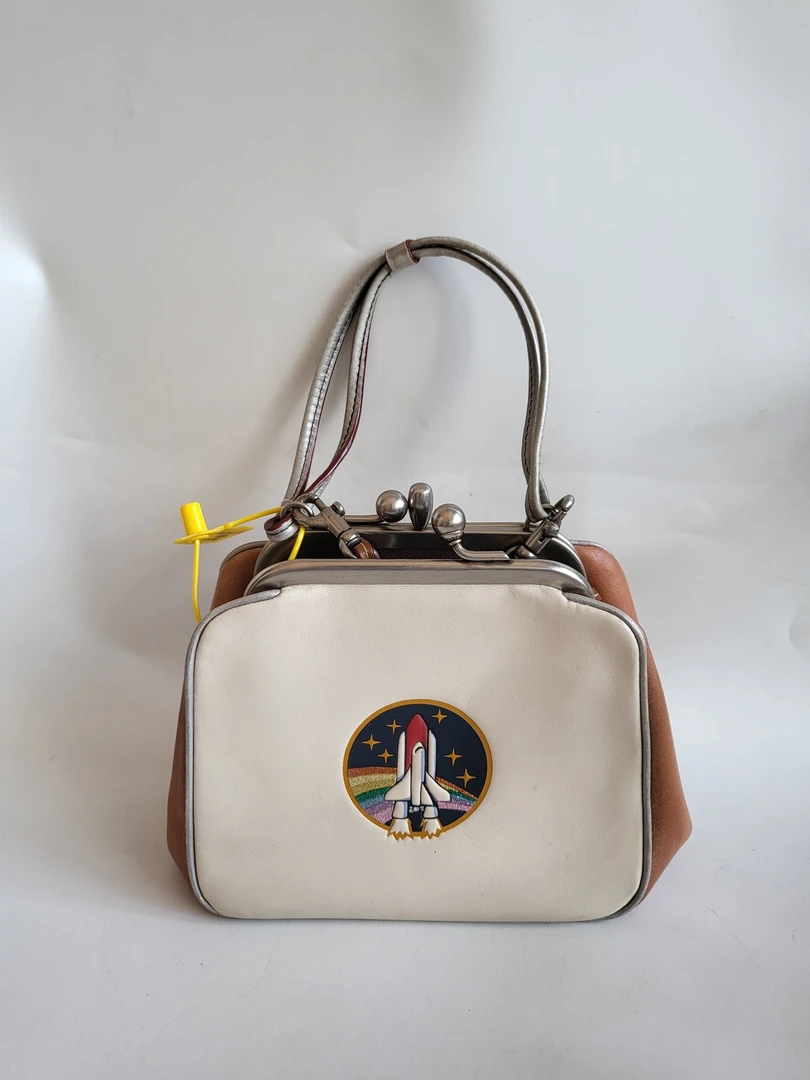 95新 COACH/蔻驰