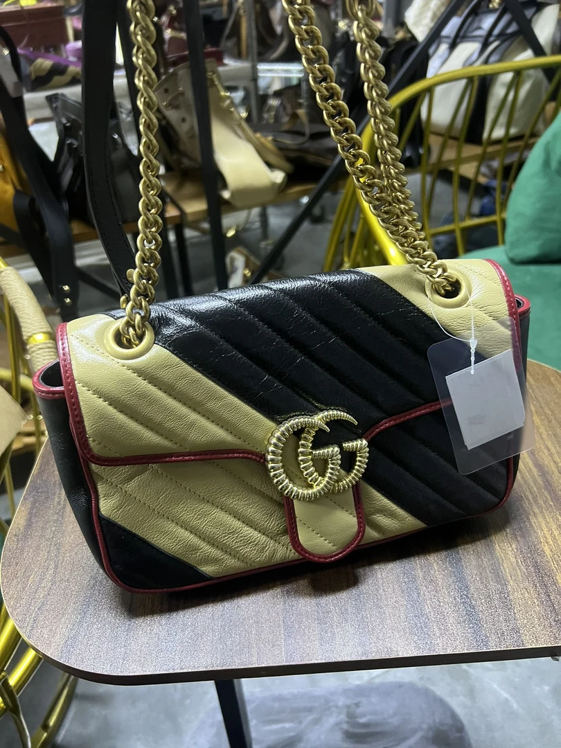 95新 GUCCI/古驰 /斜挎包/15183