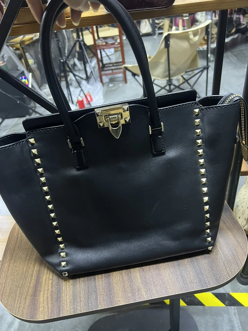 95新 Valentino/华伦天奴 /华伦天奴/手提包/15324