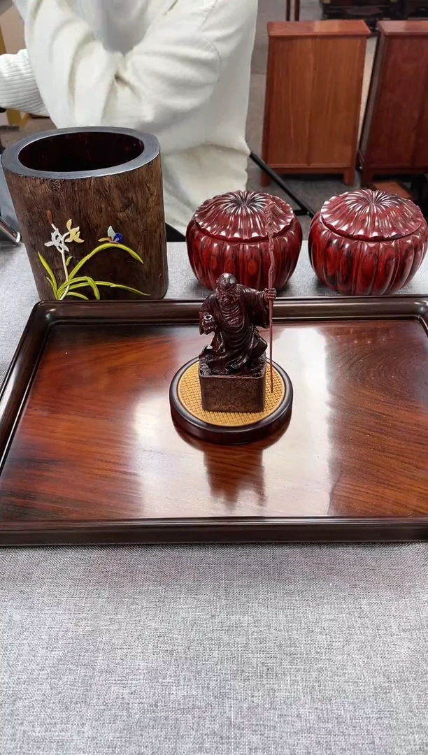 【闪购商品】紫檀木类成套家具达摩+底座