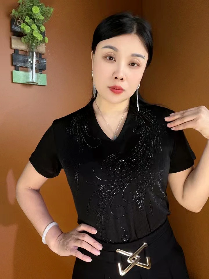 DS004（凤凰吉祥图）V领夏季轻奢烫钻女装打底T恤显瘦时尚