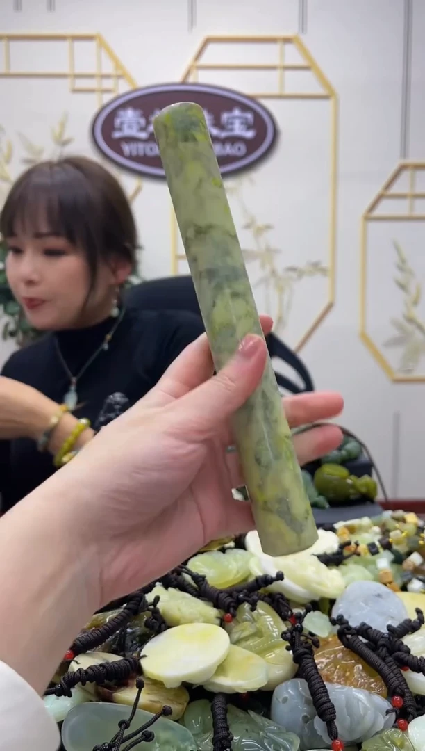 【闪购商品】岫玉吊坠未镶嵌多样性随机发一