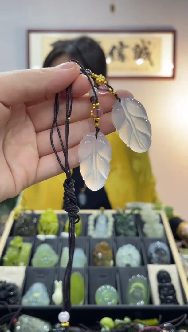 【闪购商品】岫玉吊坠未镶嵌多样性随机发一