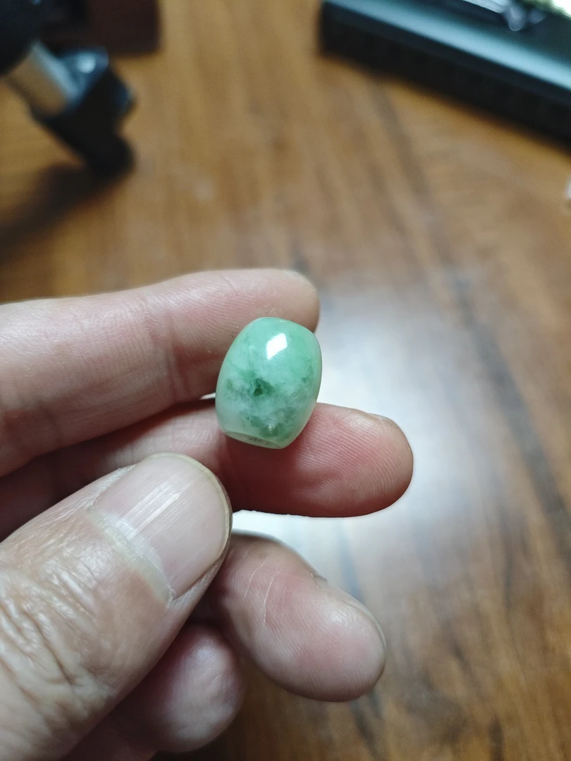 翡翠路路通挂件，