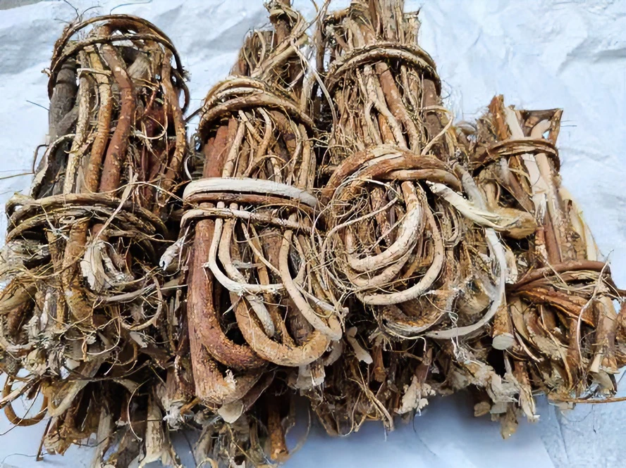 云南土山货 五，指，毛，桃，土特产