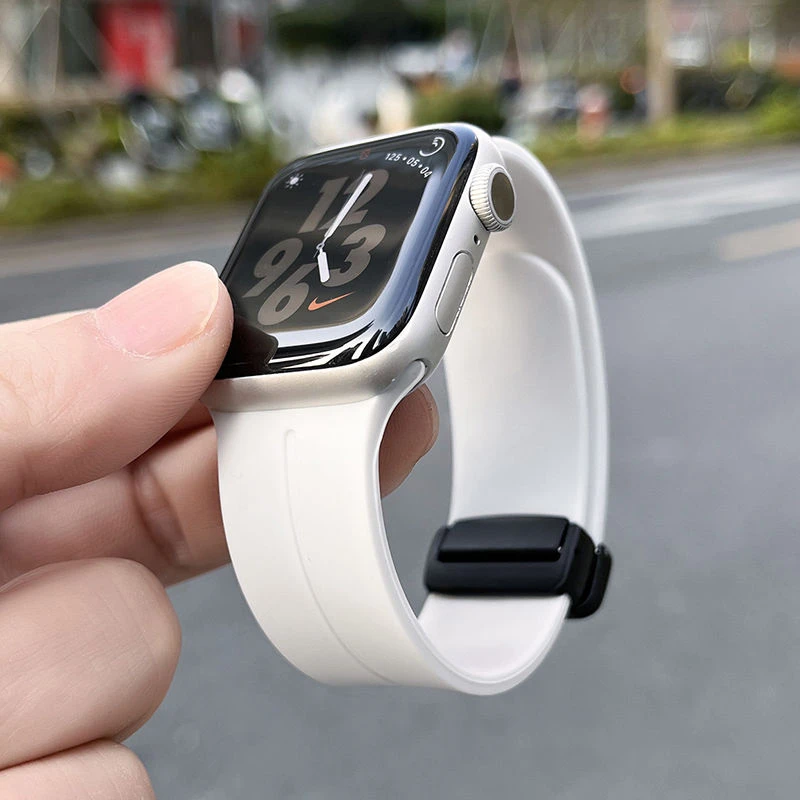 适用Apple watchS10表带苹果Ultra硅胶磁吸折叠扣iWatch98765表带
