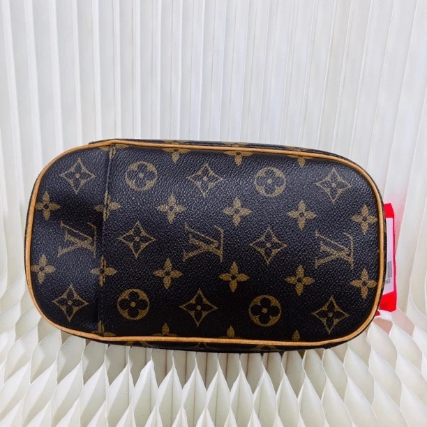 箱包/单肩包 冰冰中古/LV/斜挎包/8826731