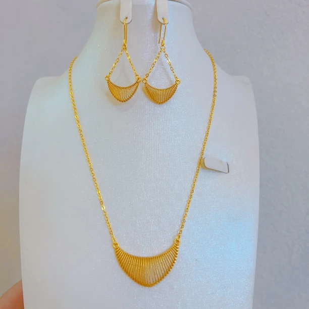 铜合金项链 31时尚新款休闲款轻奢简约精致百搭坠链小众气质