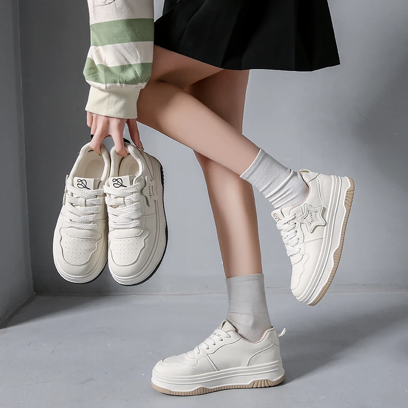 8827爆款百搭小白鞋女款2024春秋新款厚底运动休闲女鞋软底板鞋