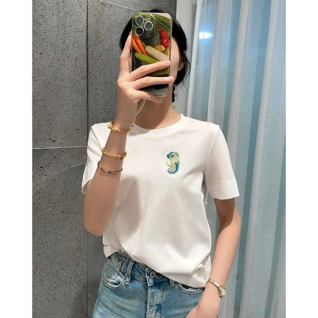 M1299海马钉珠短袖百搭玩味减龄T恤 衣长57款号YX0097