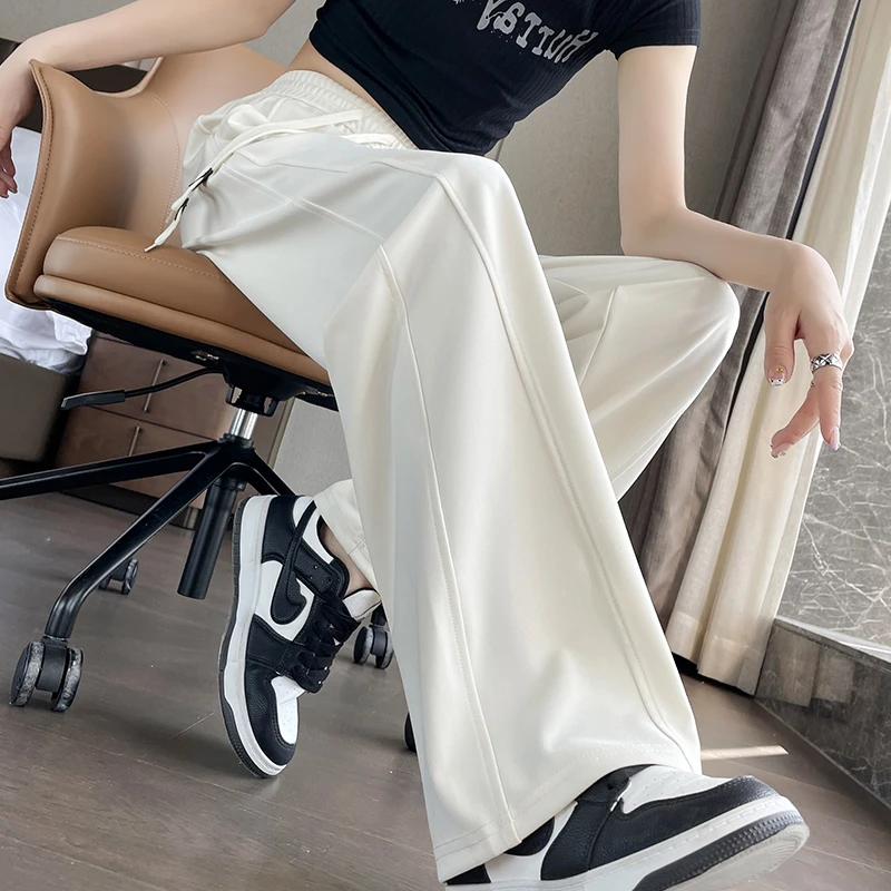 香蕉运动裤子女夏季薄款2025新款高腰垂感窄版直筒镰刀冰丝阔腿裤