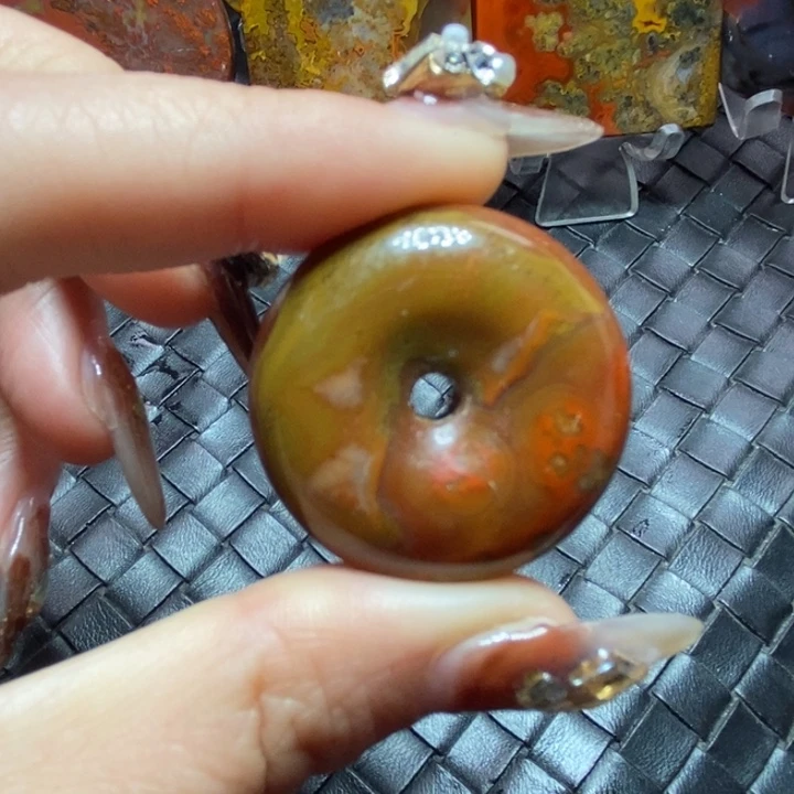 玛瑙/玉髓平安扣未镶嵌