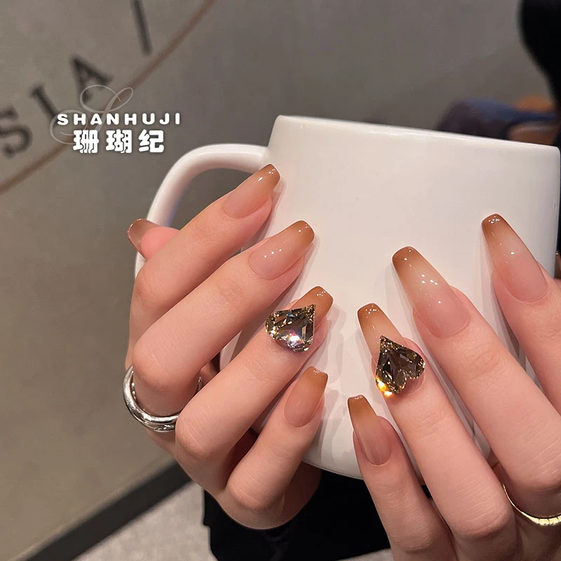 【古典玫瑰】珊瑚纪夏日显白美甲气质简约温柔裸色渐变爆闪钻穿戴甲