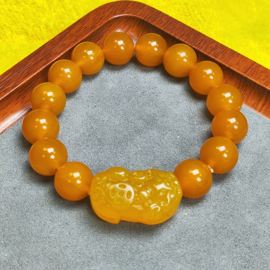 鸡油黄貔貅12mm手串1049(多样性发)G