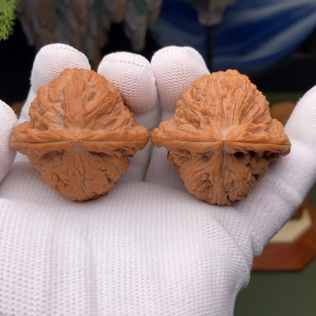 文玩核桃吊坠老将全品41.41.40.47克单只不差