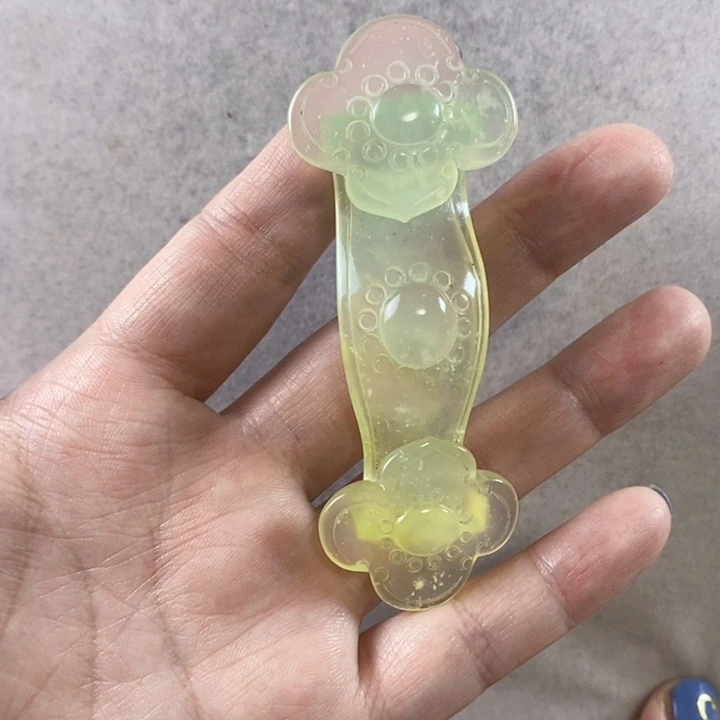 岫玉手把件未镶嵌