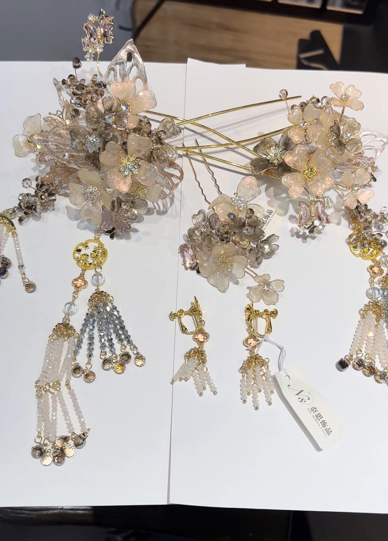中式粉区定制新娘饰品10779