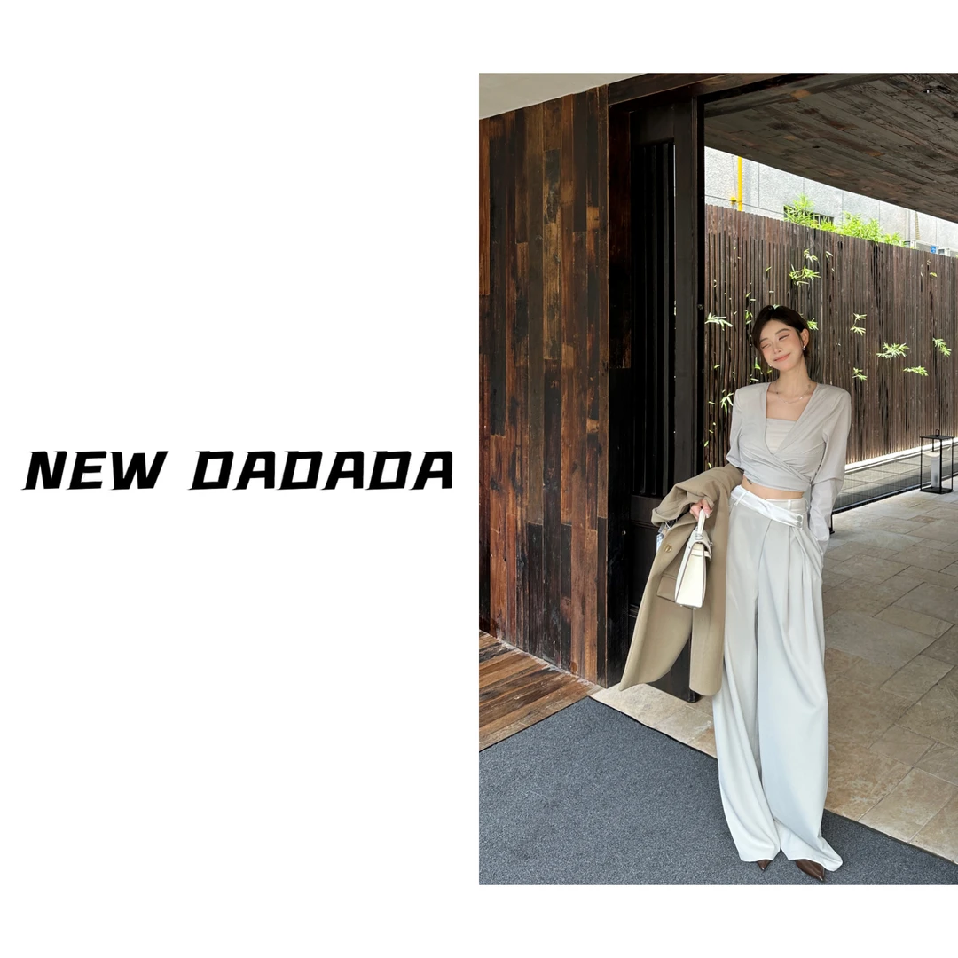 清清利达 NEW DADADA【黛熏如梦】气质显瘦设计感时尚百搭上衣DS100