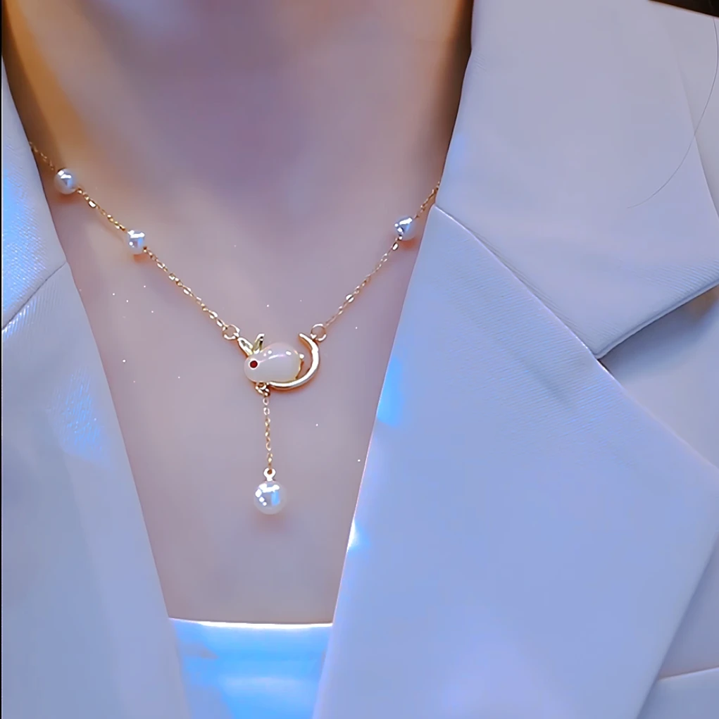 钛钢吊坠 秋冬新品【珠珠月兔】时尚轻奢锁骨链气质百搭设计感项链
