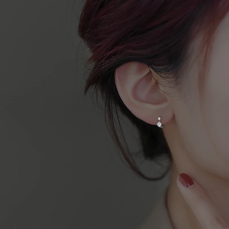 925银耳饰 925纯银锆石耳圈女冷淡风耳钉2022年新款潮夏季小众气
