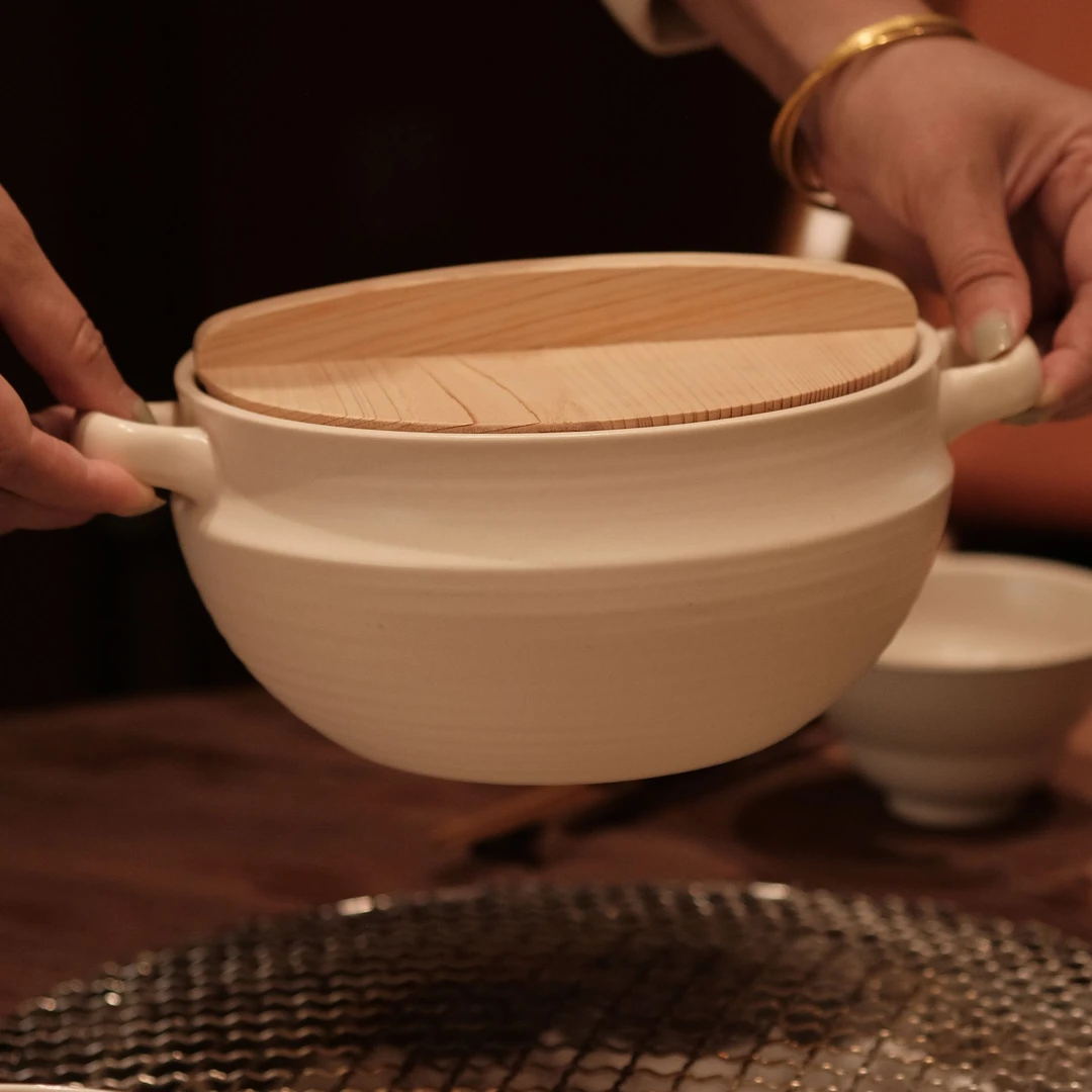 【小田甄陶】白色双耳木盖汤锅-口径20cm-1700ml