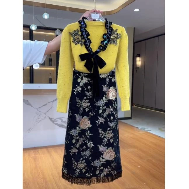 芙娜妮轻奢秋冬新款小众设计衬衫气质显瘦名媛女装两件套F2432137