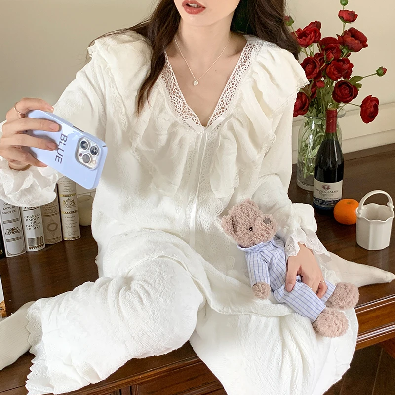 【绒5609】NJ秋冬季睡衣女冬款珊瑚绒加厚性感蕾丝宫廷风纯色抱抱绒