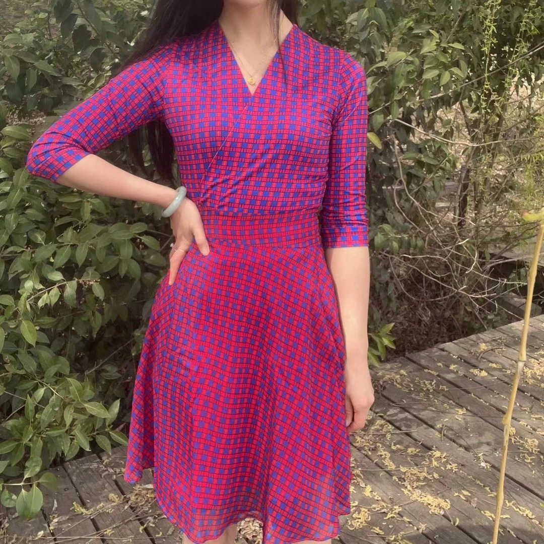气质显瘦玫红格子一片式连衣裙