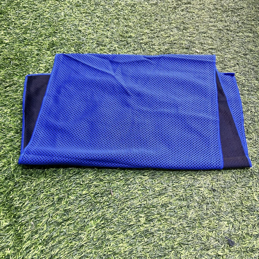 蓝色冰感毛巾家用便携超大简约成人款