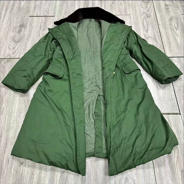 橄榄绿色中长款棉大衣男/女款加厚保暖冬季防寒衣