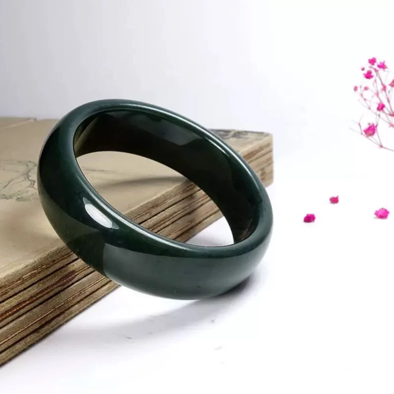 新疆和田玉青玉手镯宽版轮胎镯