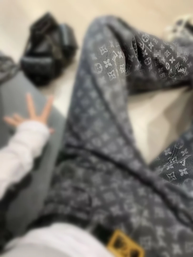 欧货2024秋冬新款复古水洗做旧提花牛仔裤女高腰直筒阔腿拖地长裤