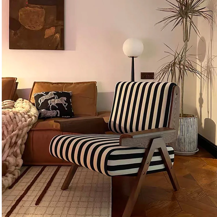 飞鸟中古风复古休闲沙发椅家用落地书房懒人实木设计师黑白单人椅