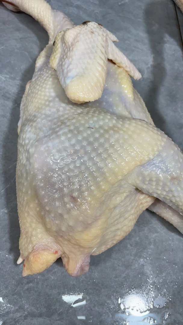 本地走地鸡半只1.5斤