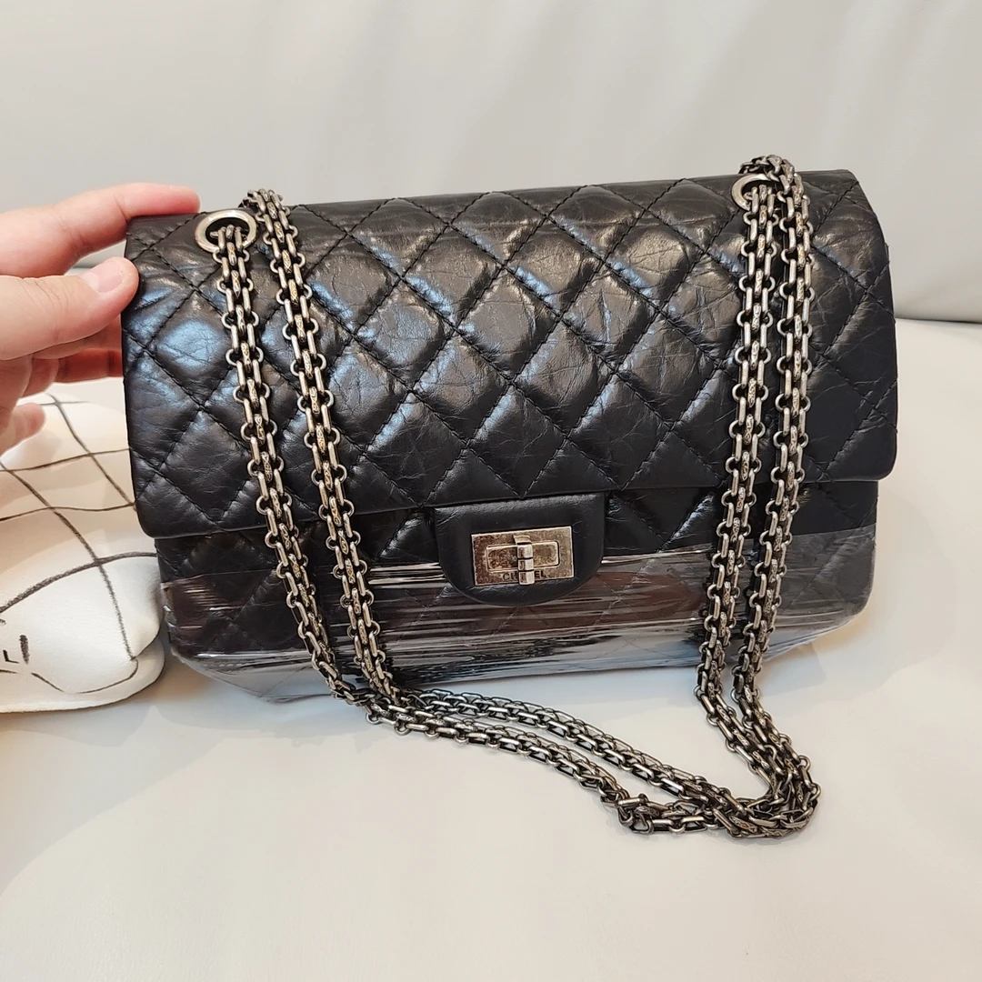99新 Chanel/香奈儿 2.55黑银小号 23开 98新 专柜8万多了小香风