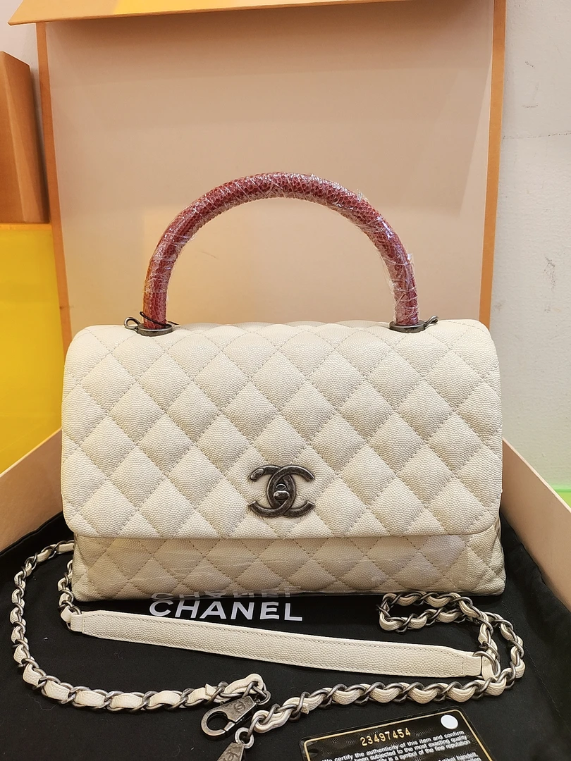 99新 Chanel/香奈儿 coco handle白色稀有皮 23开 小香风手提包