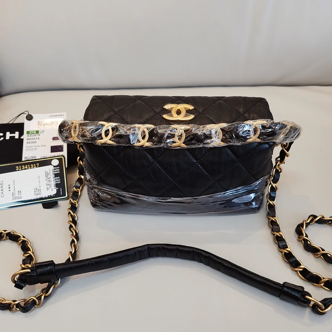 99新 Chanel/香奈儿 Chanel 21s黑金hobo饭盒包 31开