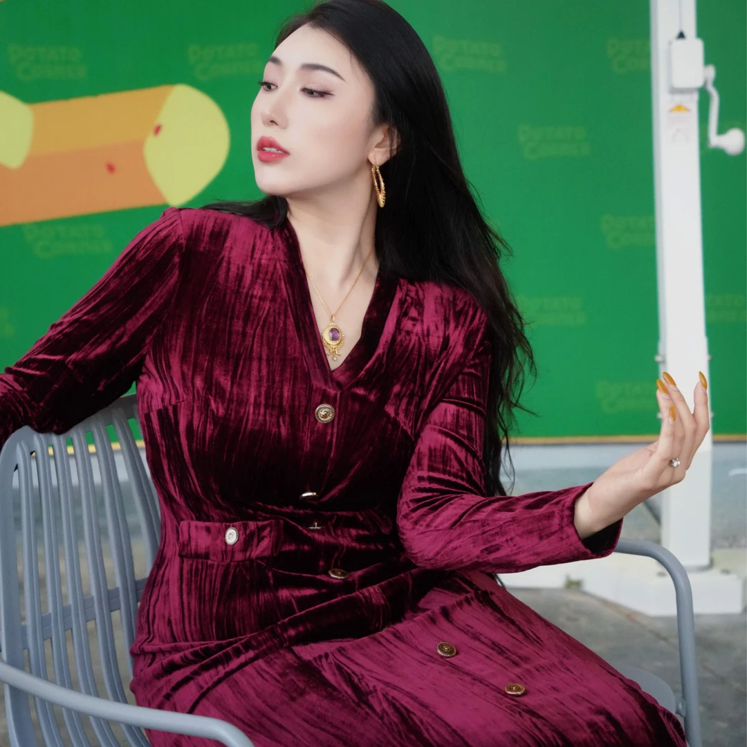 仟艺【安可拉红】早秋设计师修身收腰开叉女装连衣裙套装