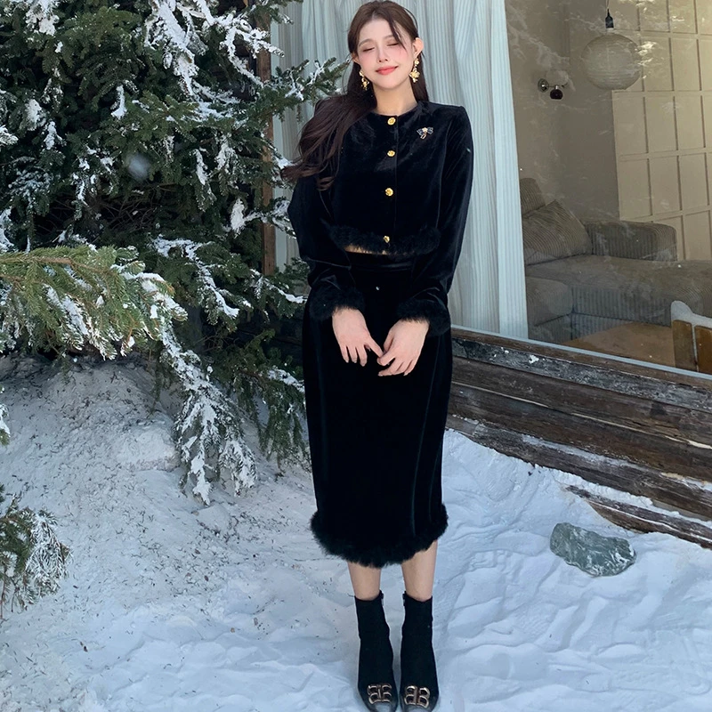 新款【丝绒套装】2024大码冬季气质超显瘦连衣裙套装