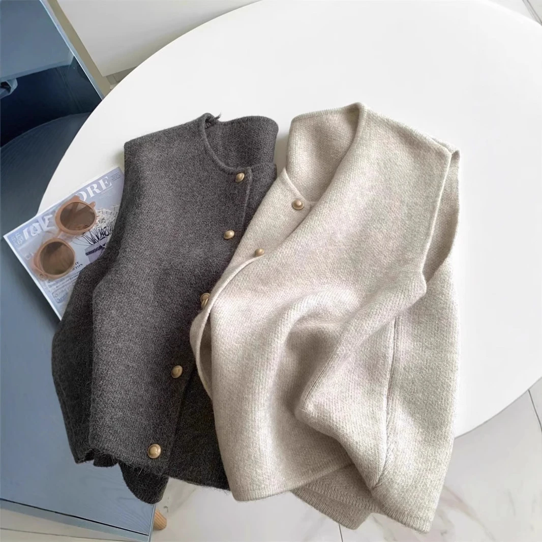 大码温柔系气质百搭针织马甲背心女秋冬叠穿内搭坎肩上衣胖mm毛衣