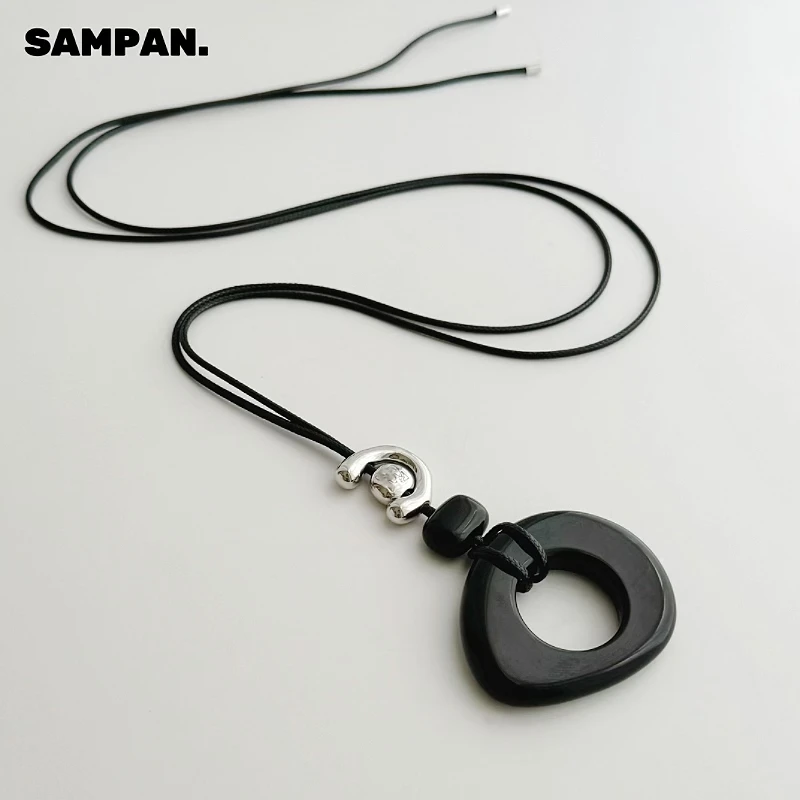 铜合金皮质项链 小众设计时尚可调节黑绳项链气质百搭毛衣链胸链