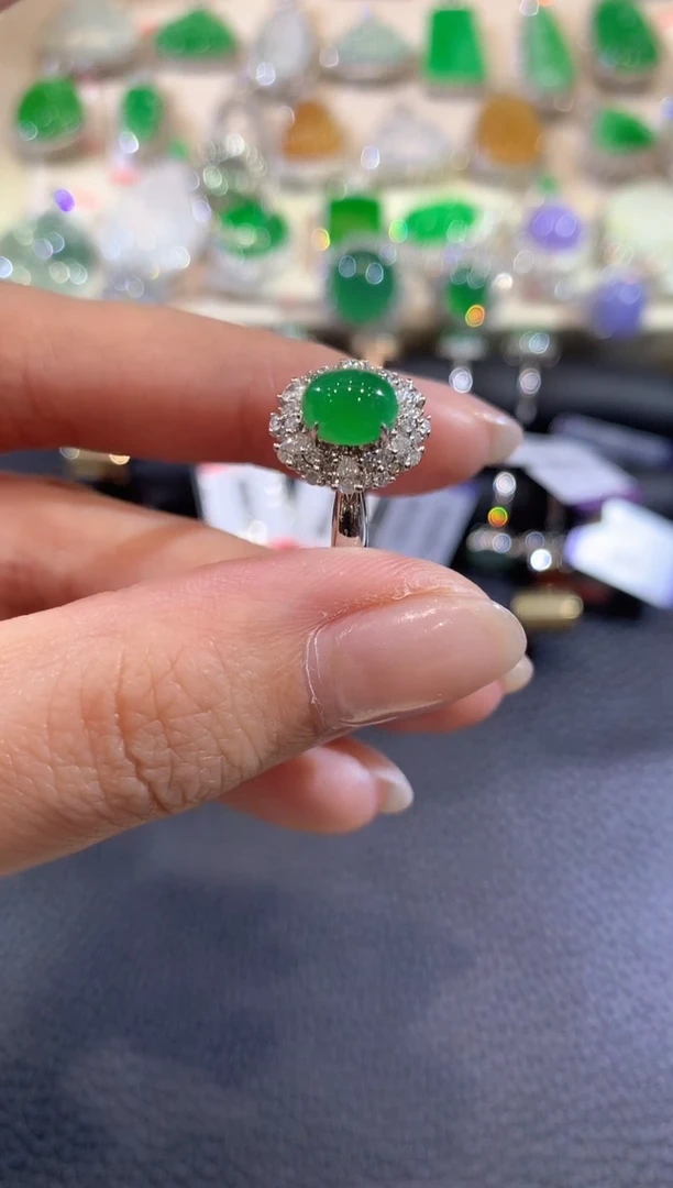【闪购商品】翡翠戒指18K金镶嵌C1