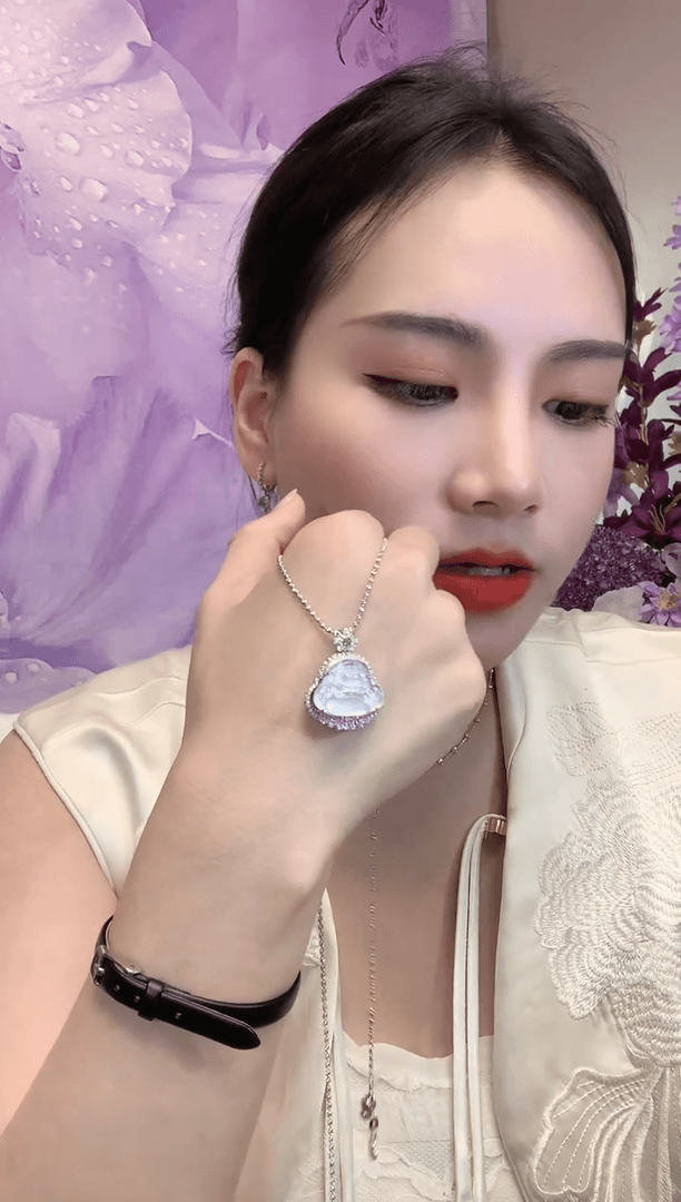 【闪购商品】翡翠吊坠(不含链)18K金镶嵌A30