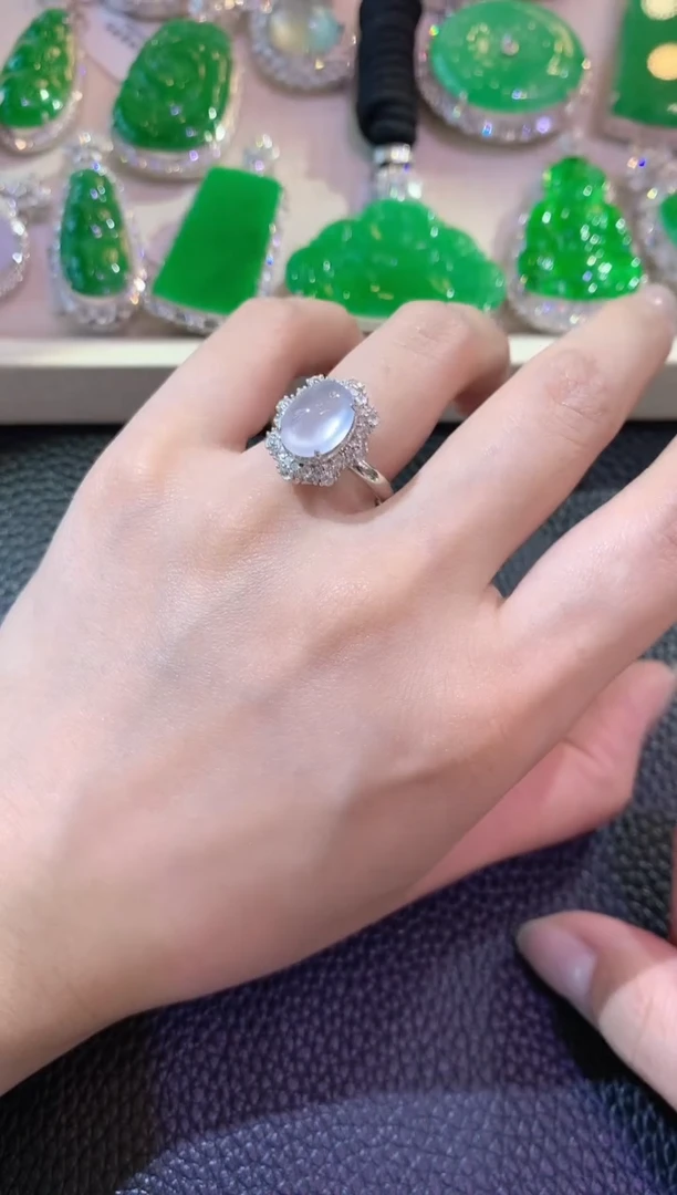 【闪购商品】翡翠戒指18K金镶嵌A95