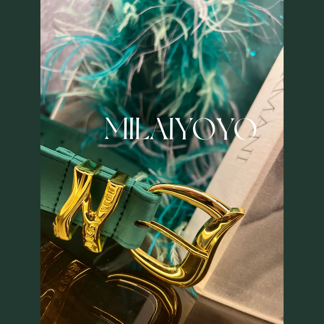 芈莱尤优—新款简约字母金属扣腰带