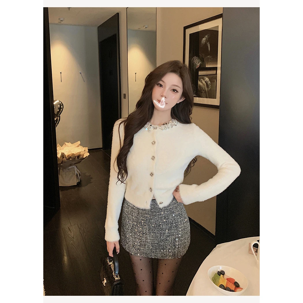 晨晨【邱肉瑶】爱的高光点缀*镶钻奶糯质地毛针织衫时尚长袖上衣